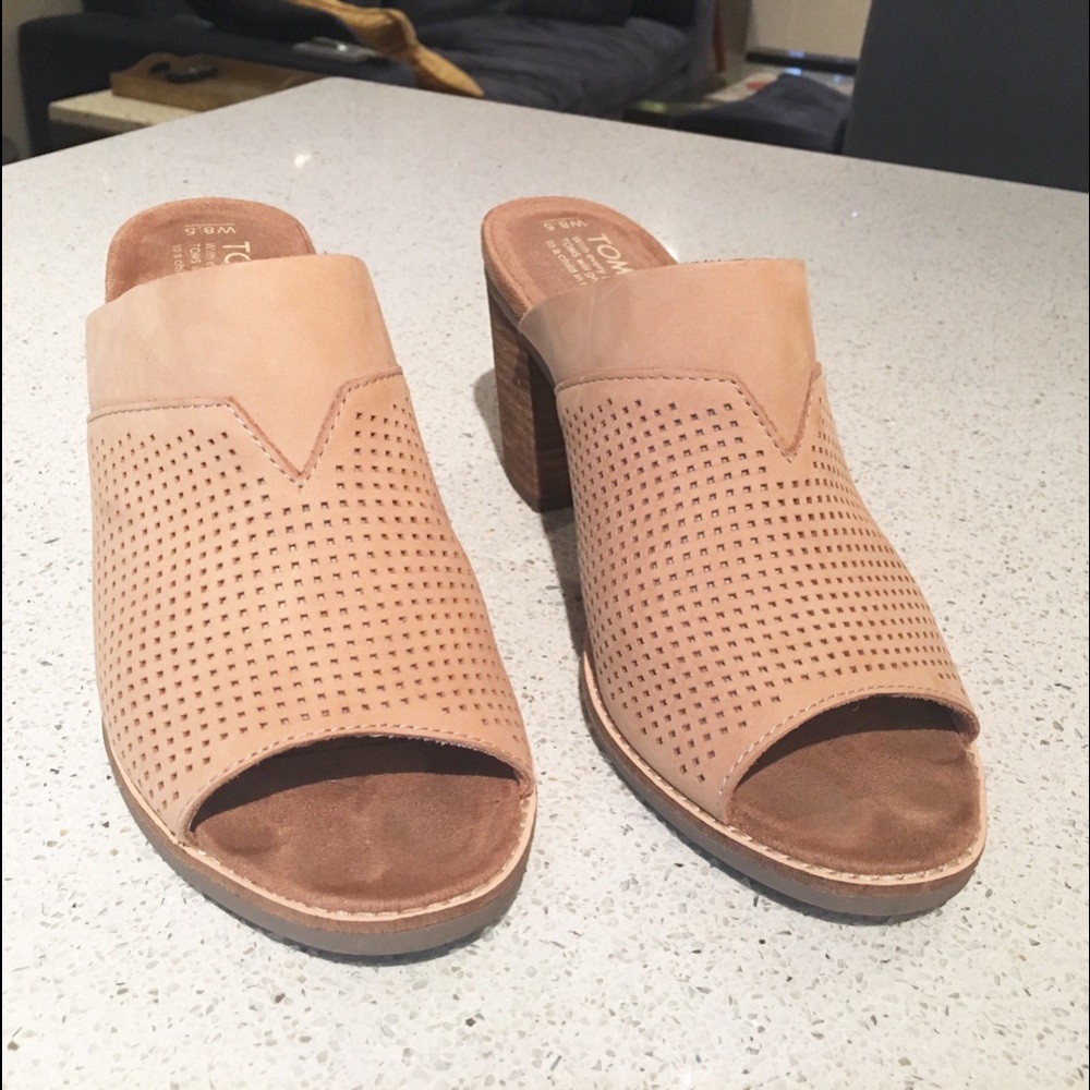 TOMS Majorca Heeled Slide Product Description